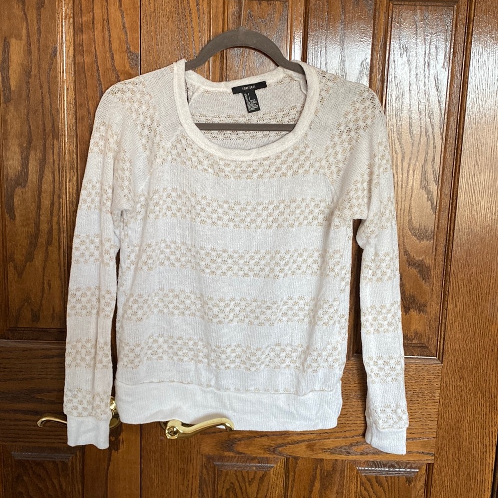 Forever 21 Sweater Size S
